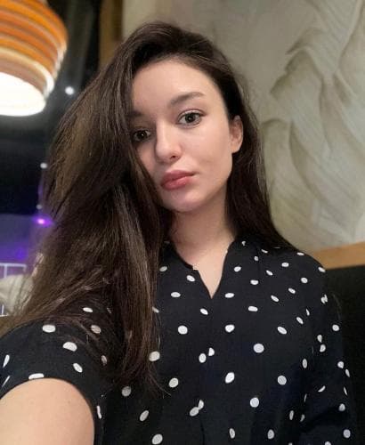 Полина