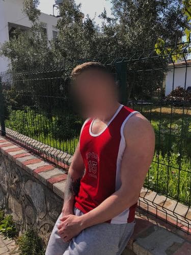 Артём