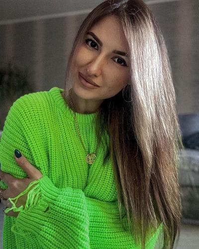 Катя