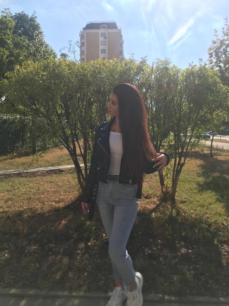 Алина