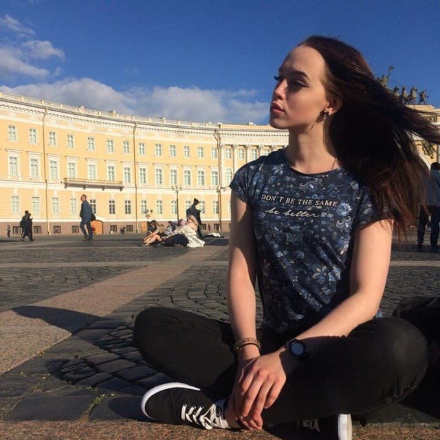 Ева