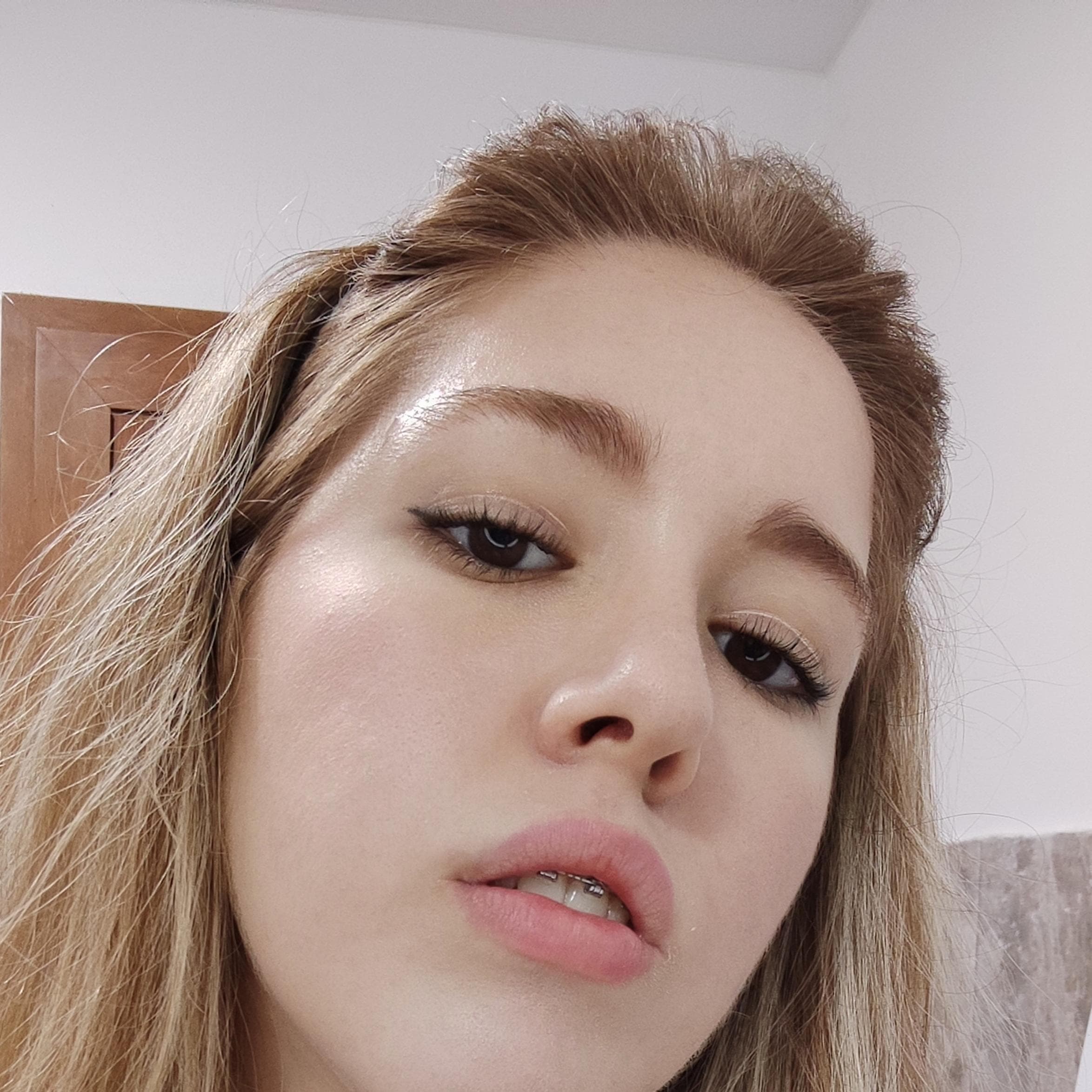 Ами