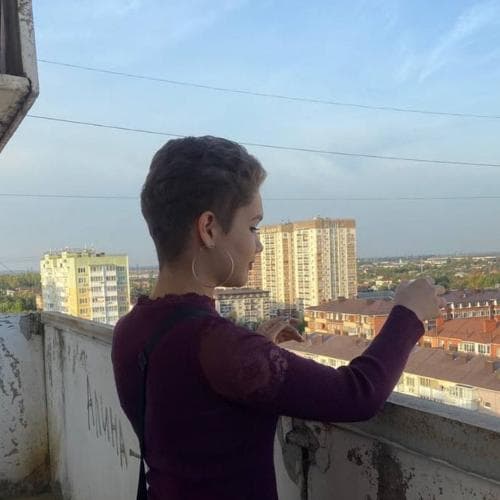 Дина🖤