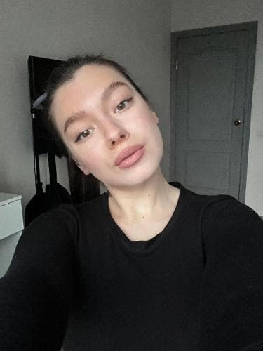 Алина