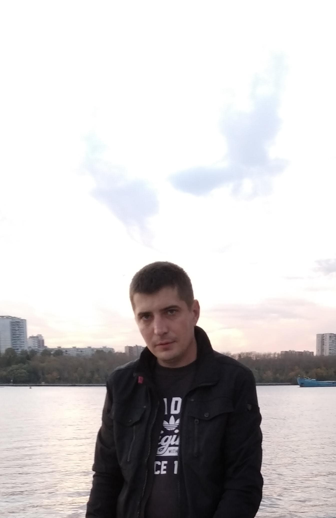 Максим