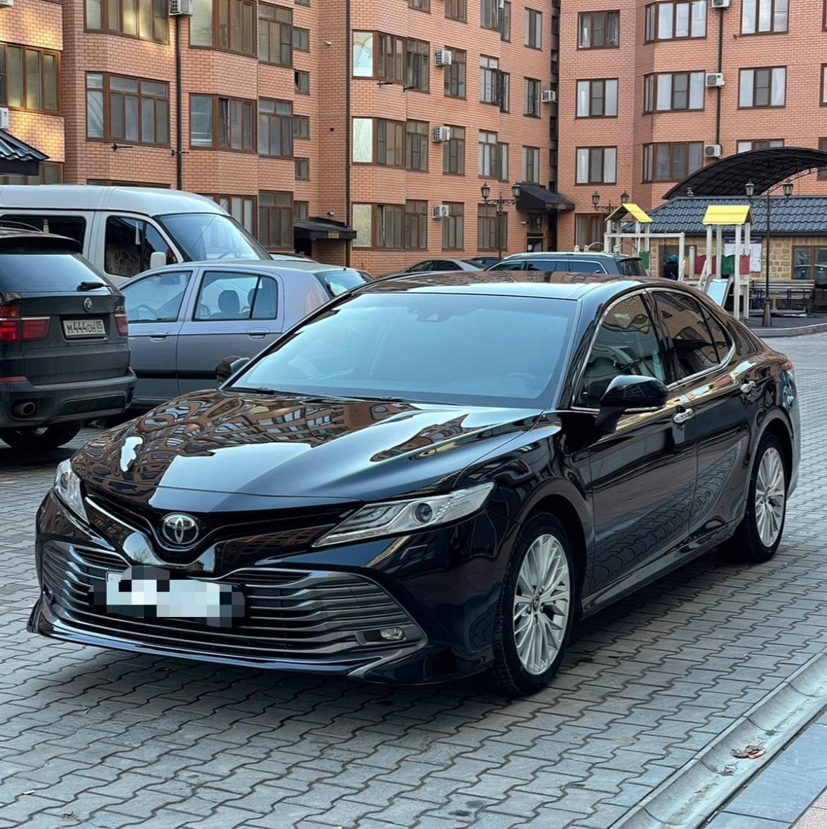 Курбонали
