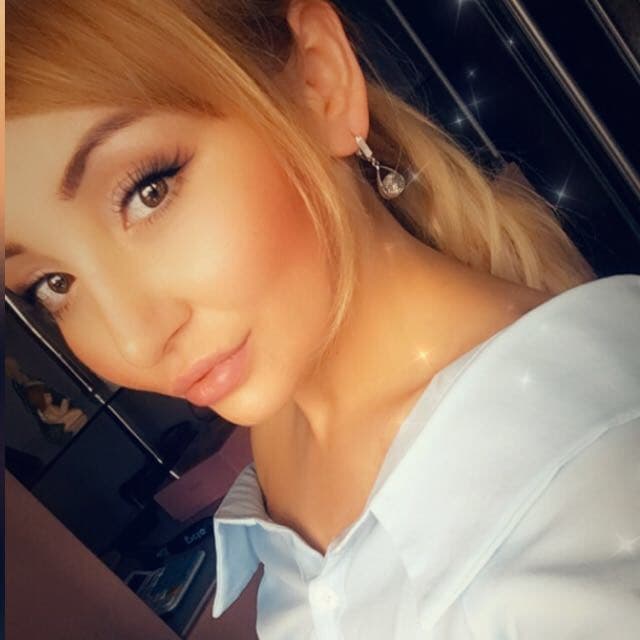 Полина