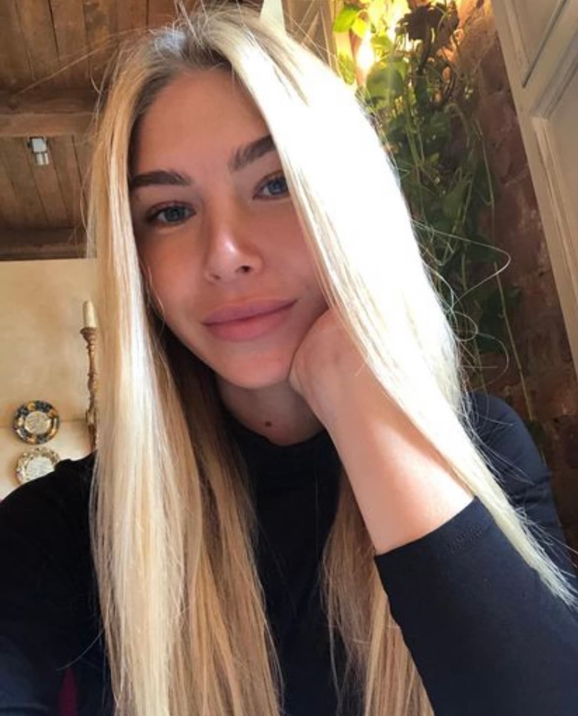 Юнелия