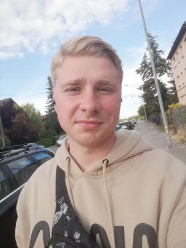 Максим