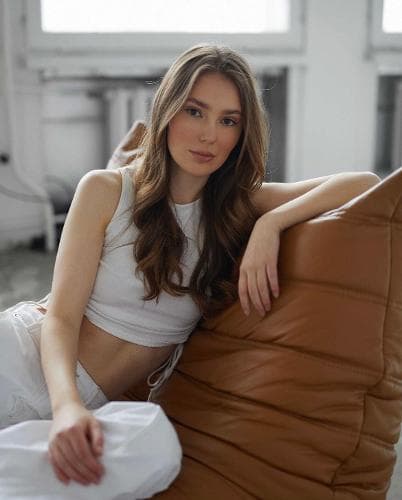 Алина