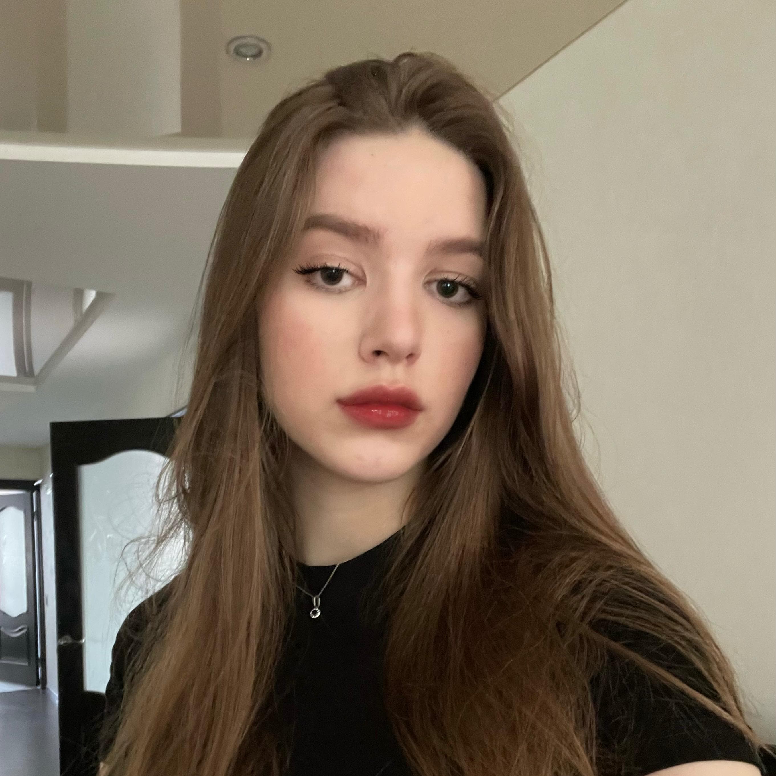 Полина