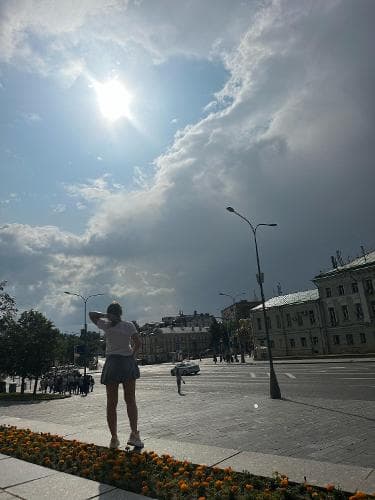 Аня