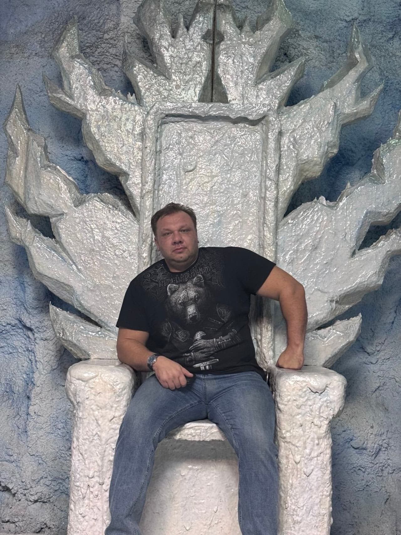 евгений