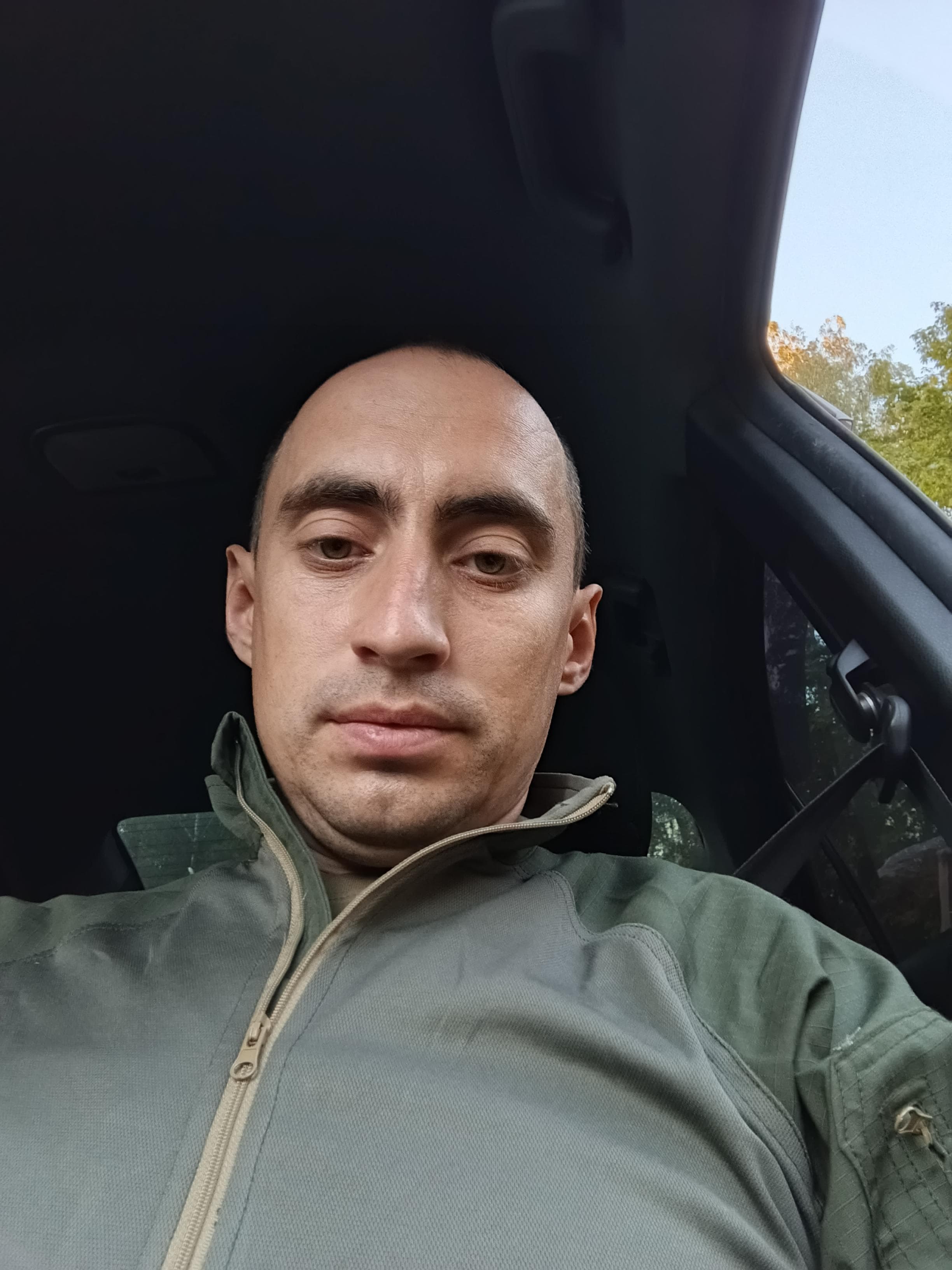 антон