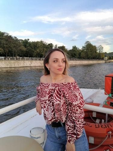 Александра