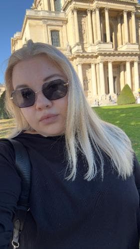 Александра