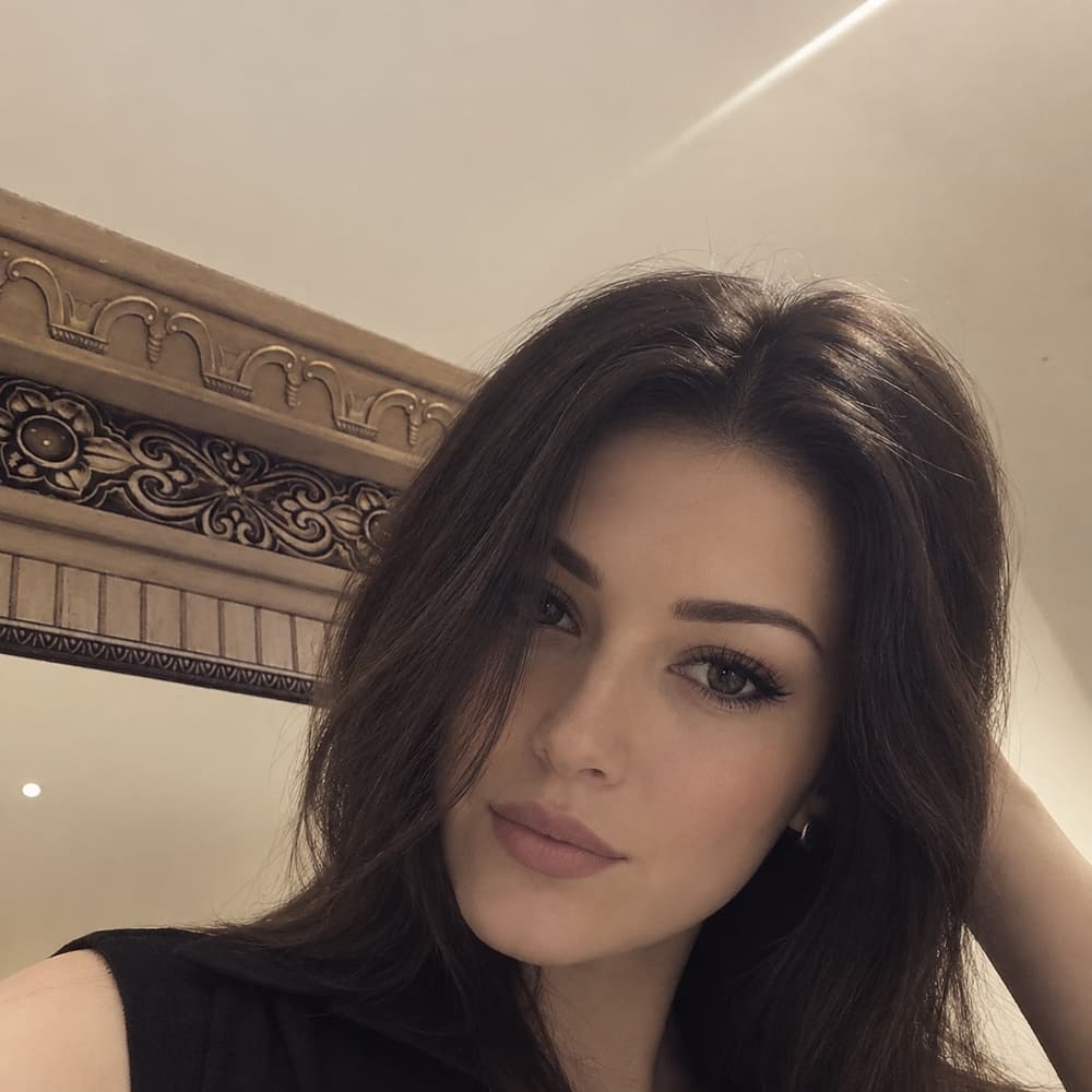 Алина