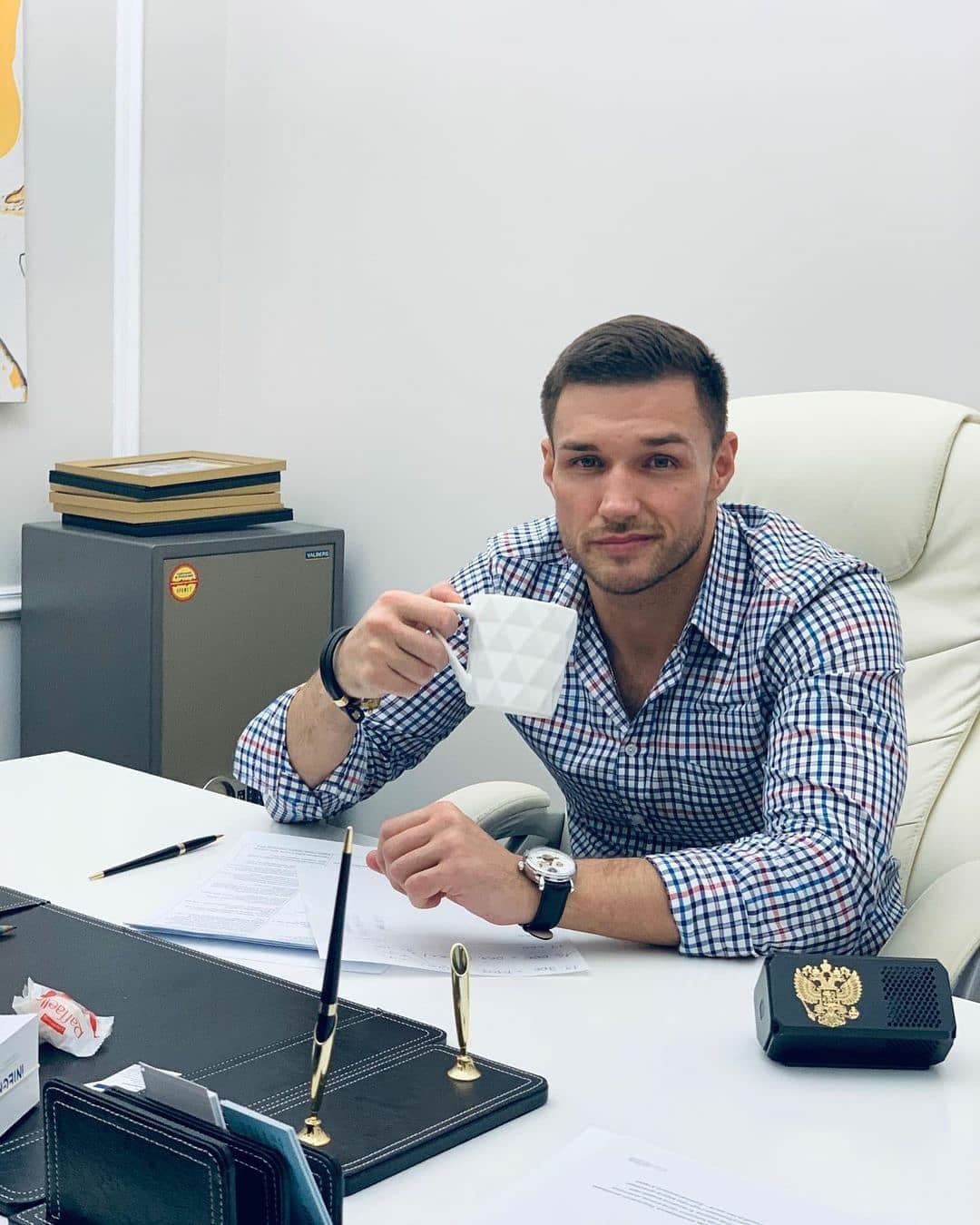 Искандер