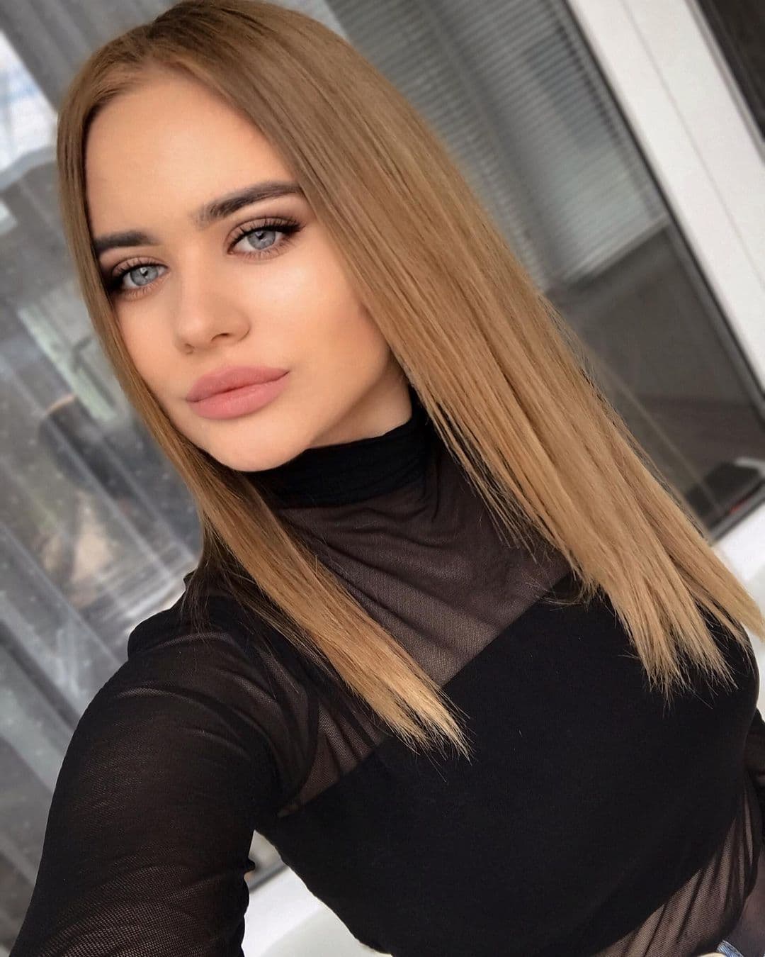 Алина