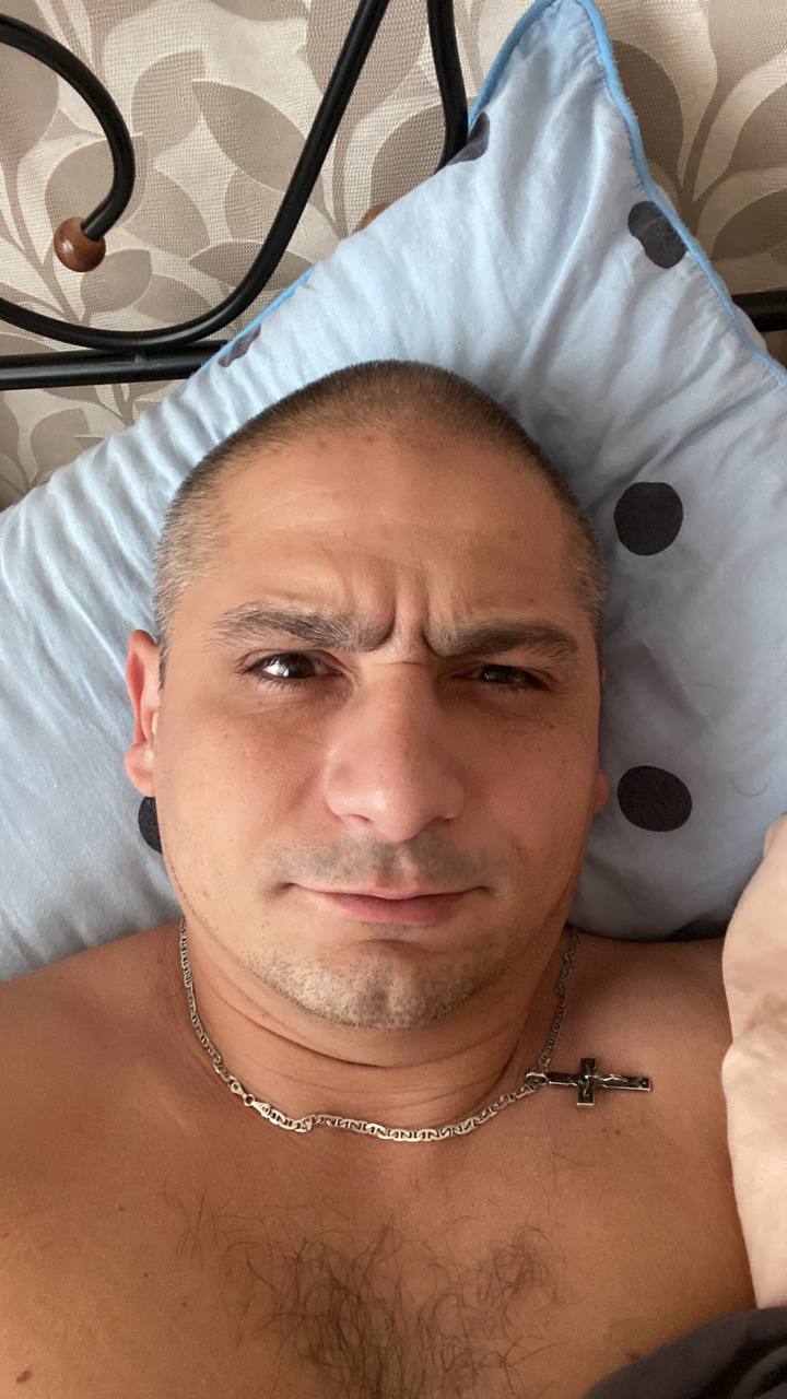 D.D.